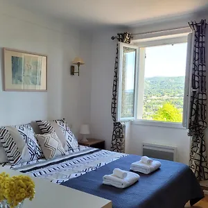 le-jardin-des-oliviers-84400.fr-provencehotel.com/